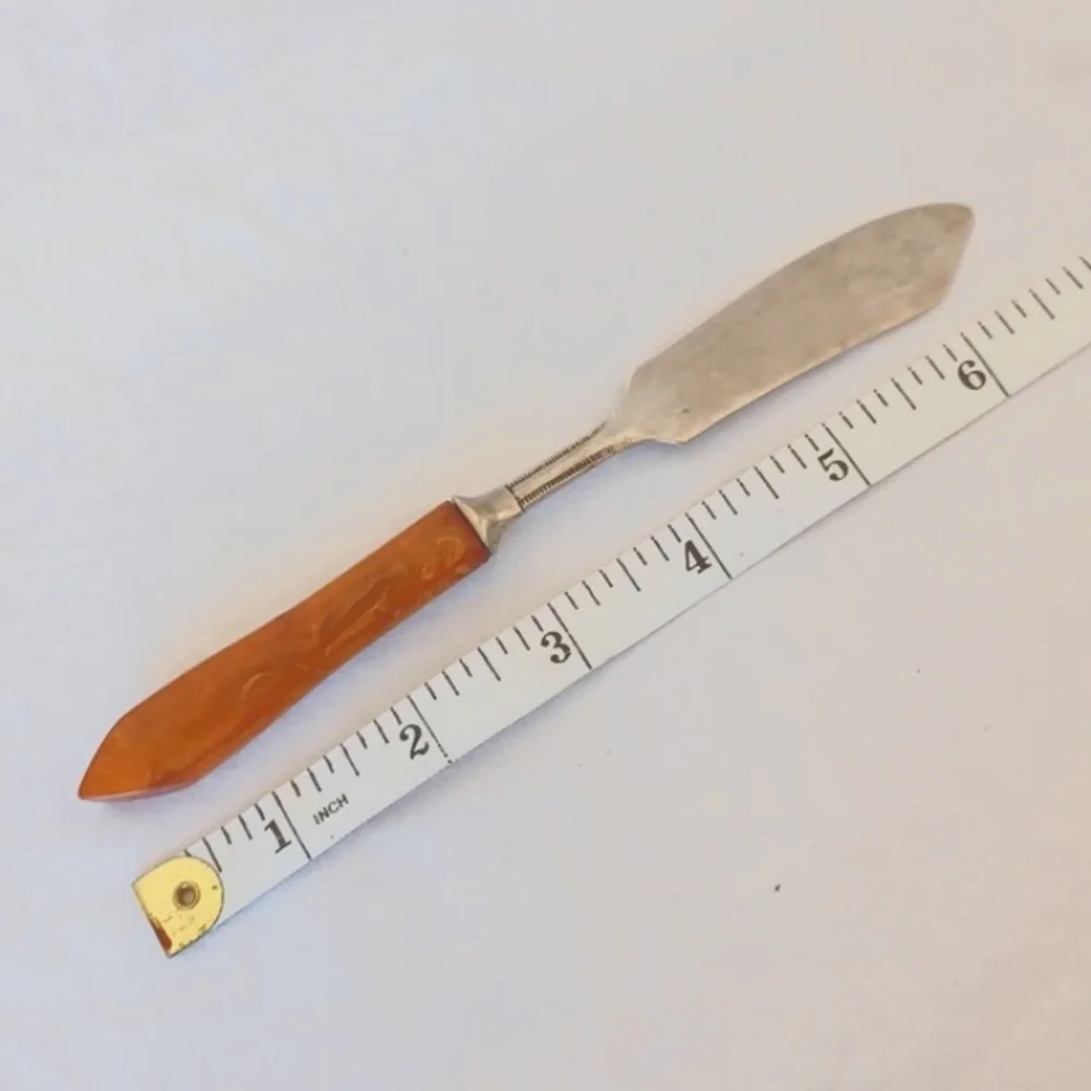 Vintage Bakelite Butter Knife Silver Plated with Butterscotch Swirl Handle
